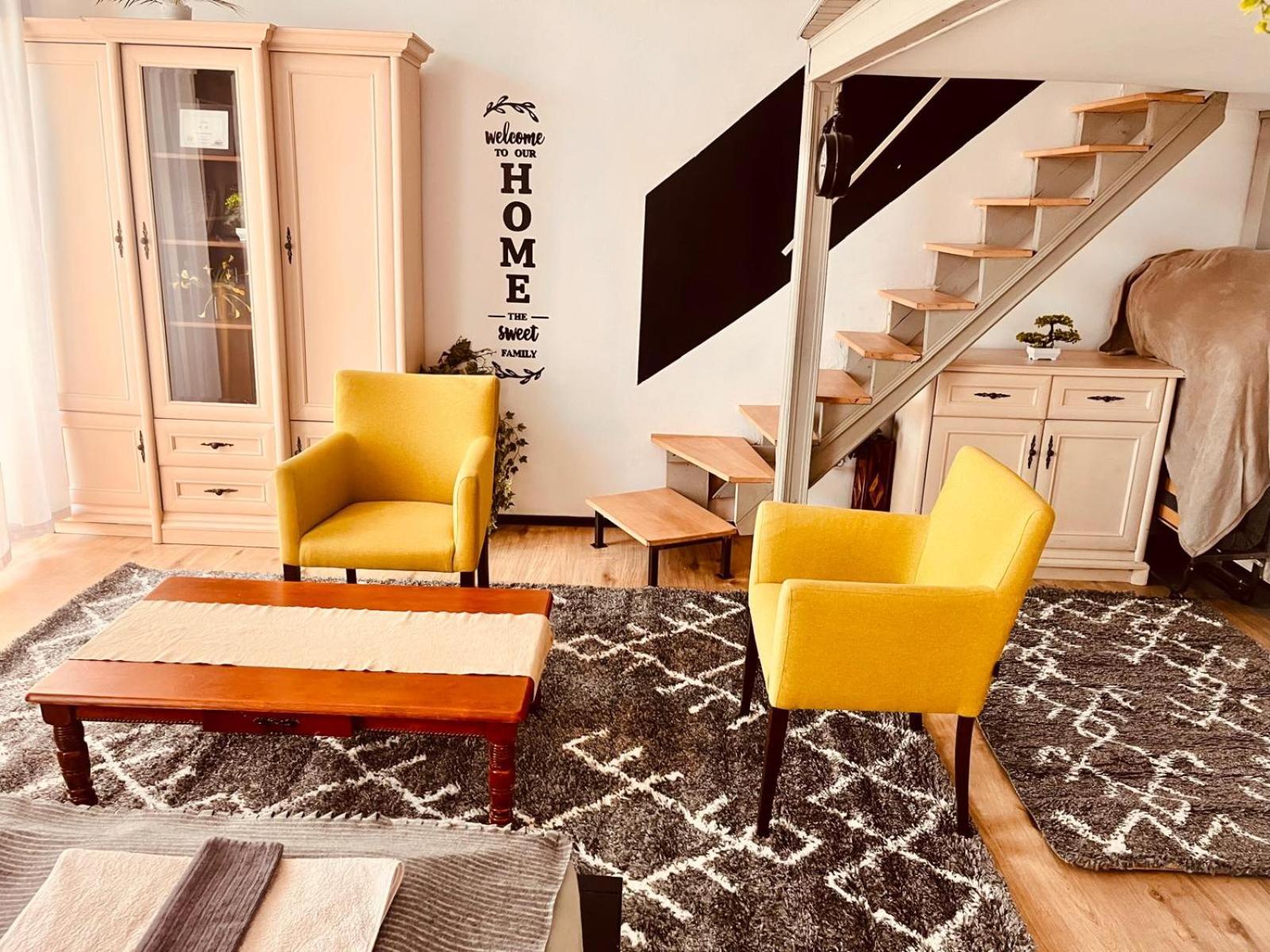 Kalvaria With Balcony, Free Parking And Ac Appartement Boedapest