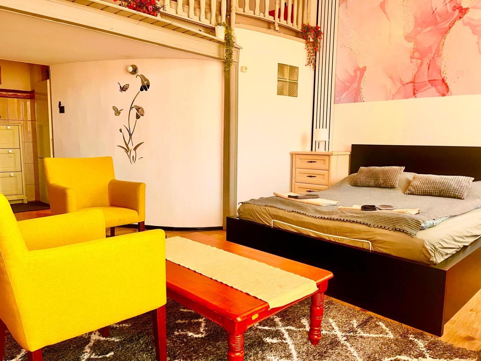 Kalvaria With Balcony, Free Parking And Ac Apartament *